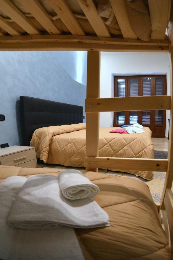 Bed & Breakfast "Mazzini" Leverano Extérieur photo