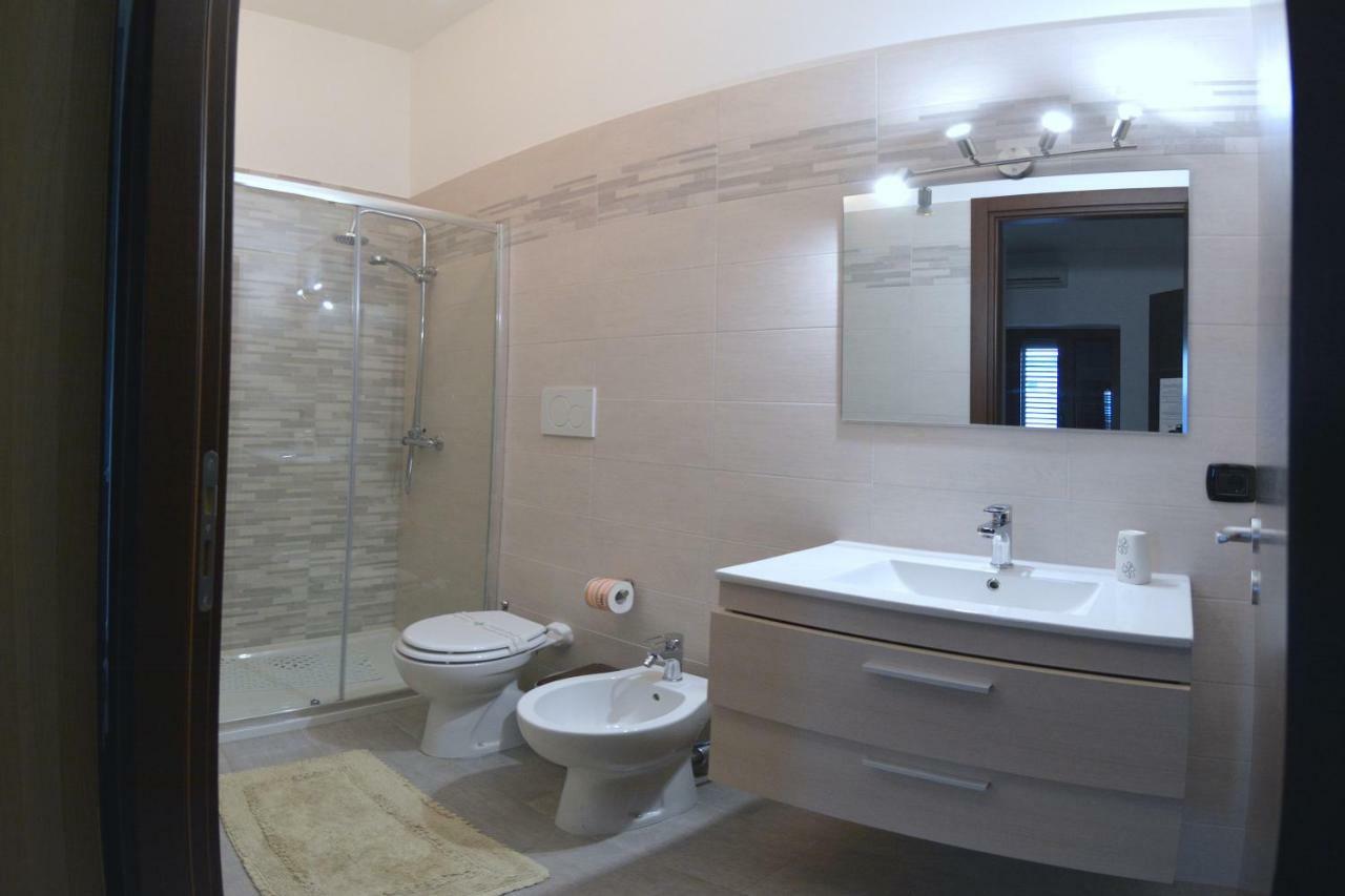 Bed & Breakfast "Mazzini" Leverano Extérieur photo